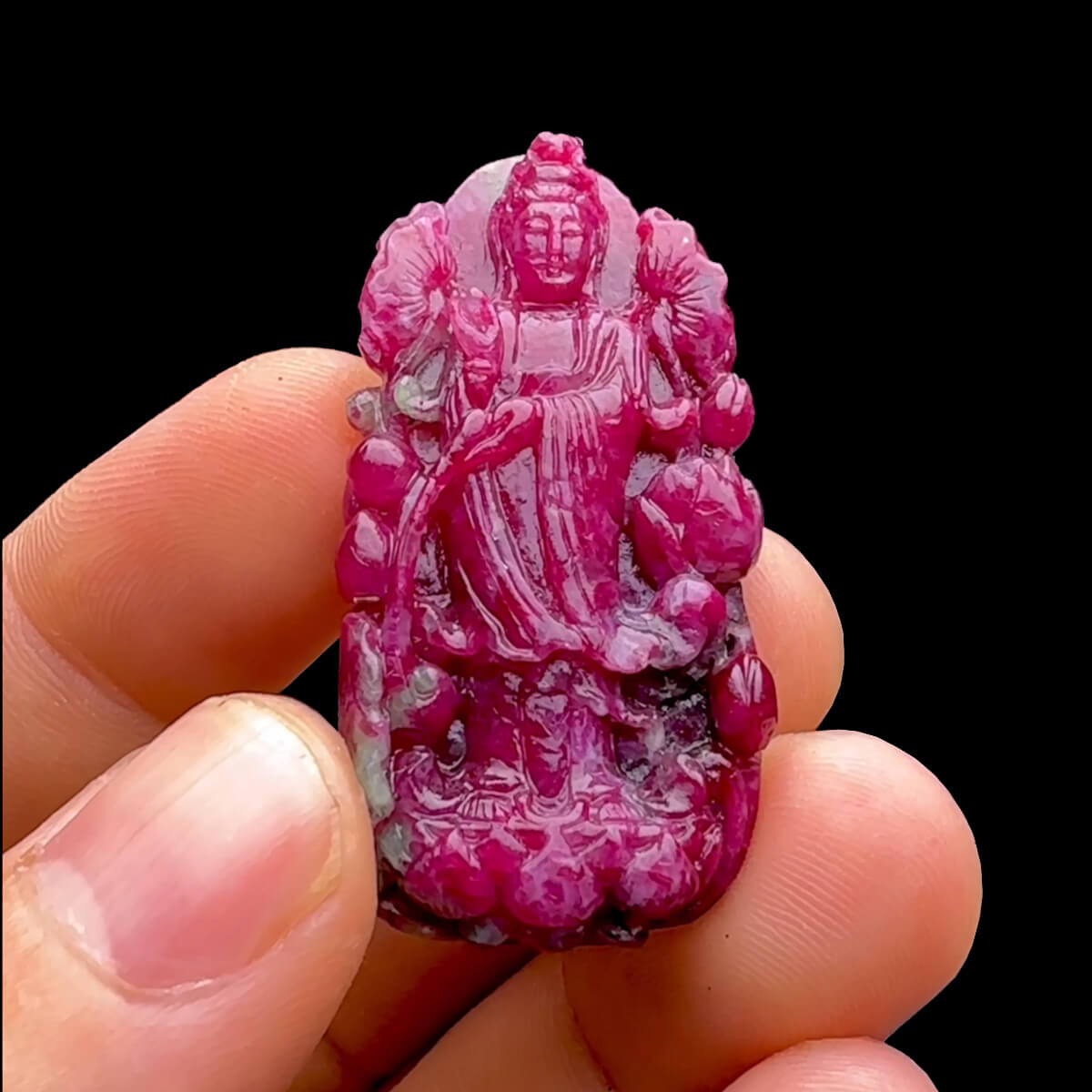 Mặt Quan Thế Âm Bồ Tát - Đá Ruby Tự Nhiên #MRB-230424-04