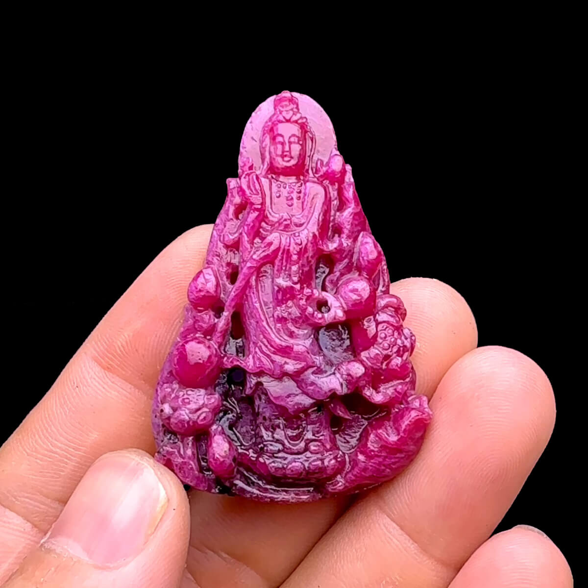 Mặt Quan Thế Âm Bồ Tát - Đá Ruby Tự Nhiên #MRB-231202-03